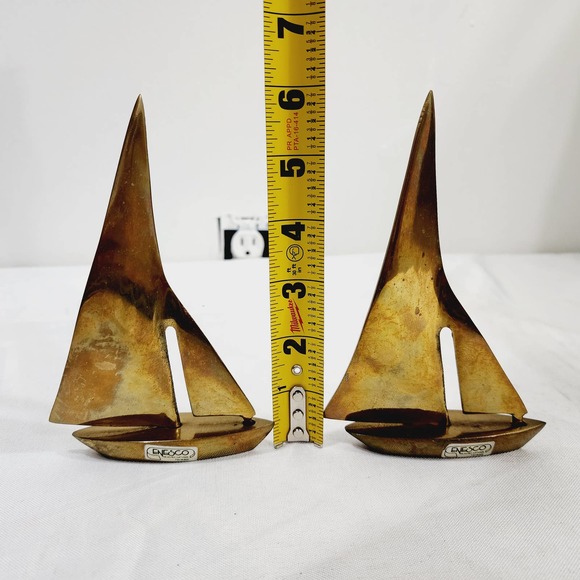 Vintage Enesco Mid-Century Modern Brass Sailboat Sculptures Paper Weights 1960s - Picture 2 of 15